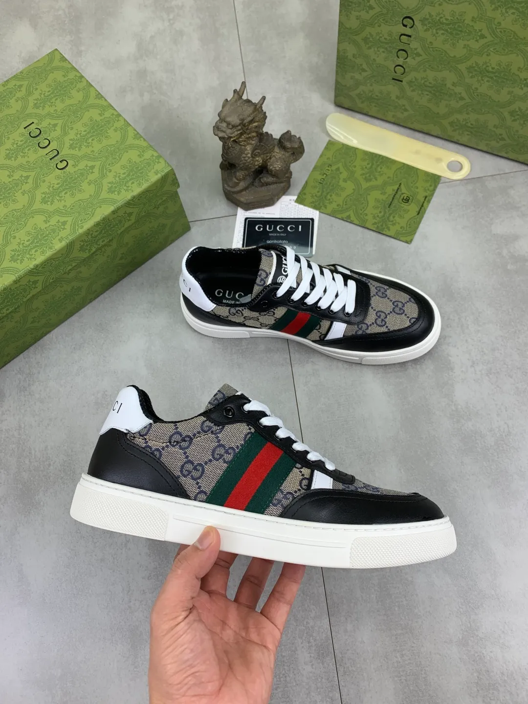 Men's men's shoes 💰P420💰【New style】(GUCCI) official website's latest 🎁🎁casual and fashionable men's shoes👟, hot style 💥 style is simple and elegant, exclusive for trendy men. Unique official website's latest brand double G element Elements 👑 Original Gucci decoration, fashionable and generous, original calfskin fabric ✅ Fully imported first-layer pigskin lining, official website designated wear-resistant, lightweight original rubber casual outsole, classic model taken in real life 🎬39-44 5️⃣ colors available